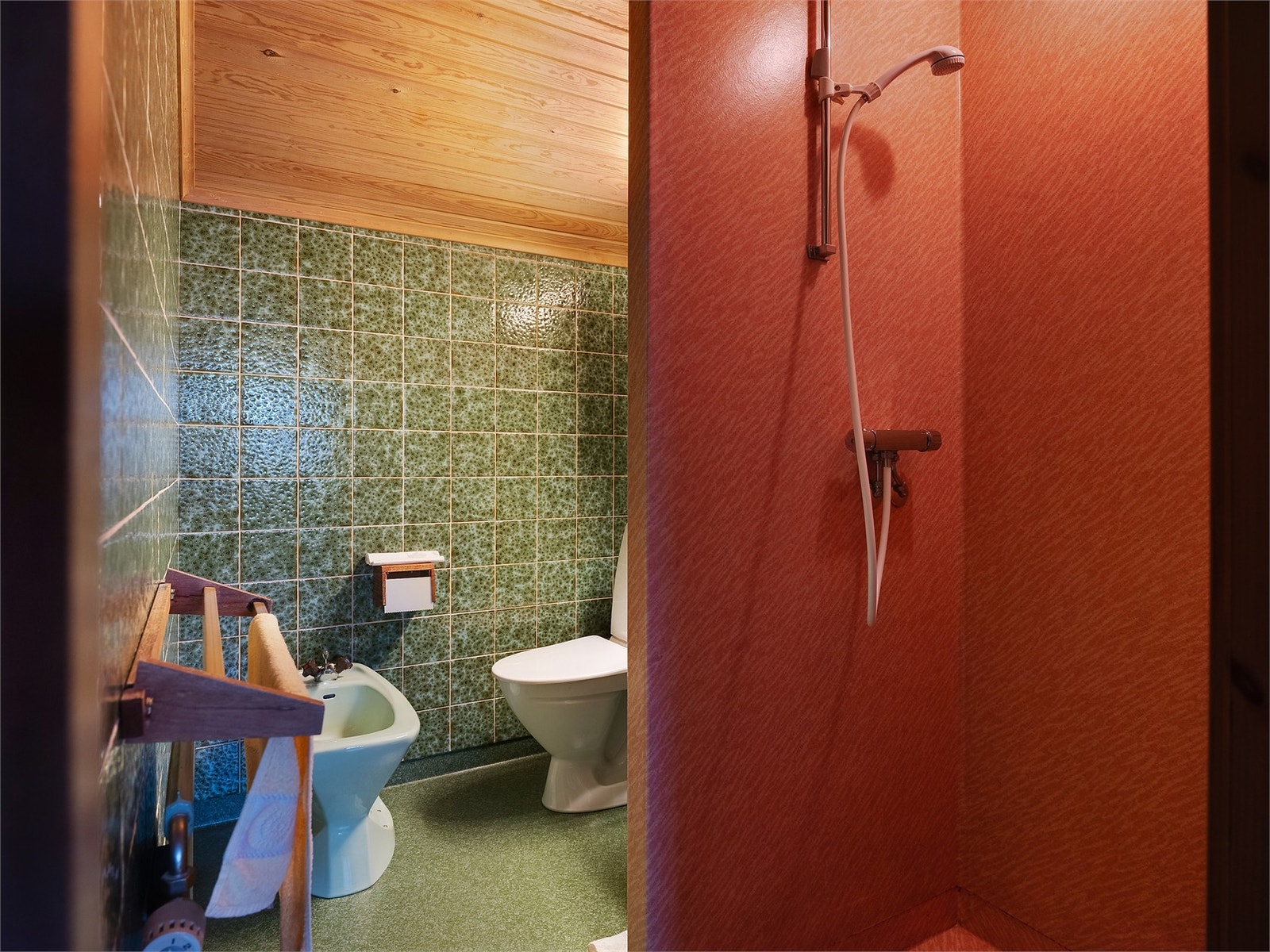 Badrum, övre plan Galleribilde