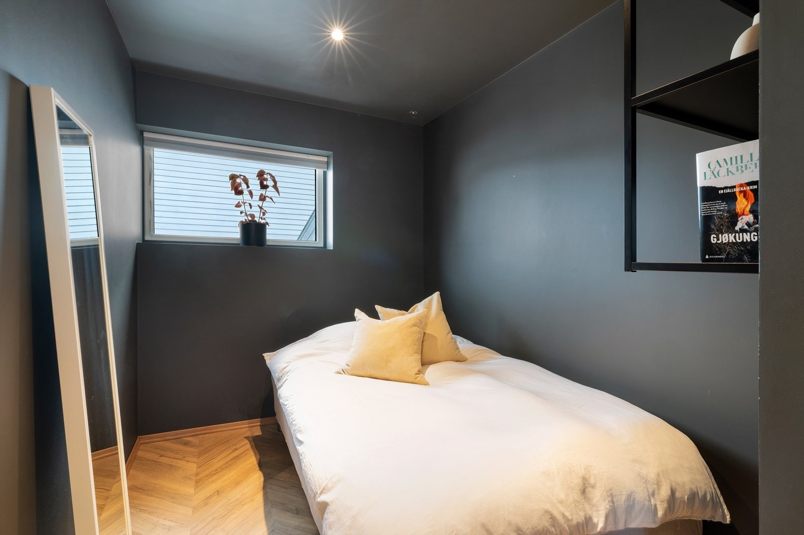 Soverom 2. Galleribilde