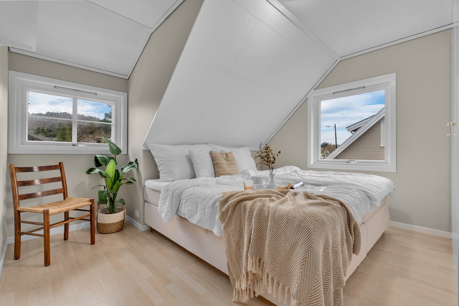 Soverom 1. Boligen har tre soverom som alle er strategisk plassert på samme flate. Galleribilde