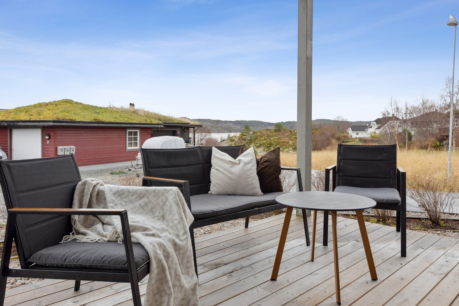 Flott sitteplass og flott utsikt. Galleribilde