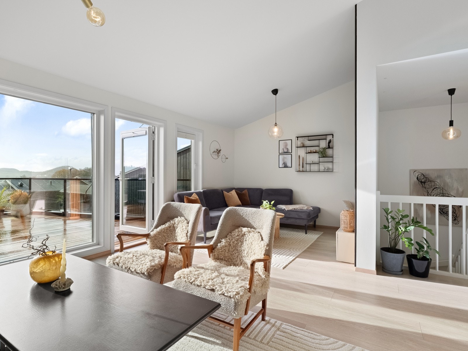 God plass til både TV-krok og sittegruppe Galleribilde