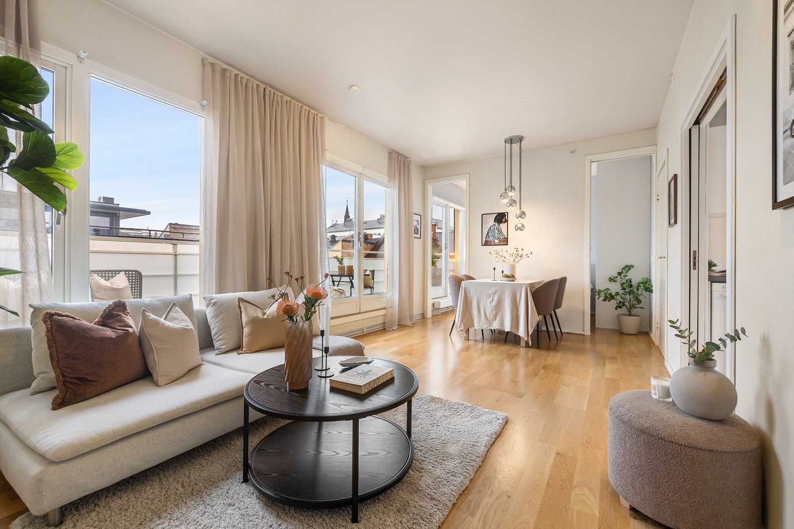 Kristoffer Mjåtveit har gleden av å presentere Bidenkaps gate 3! Galleribilde