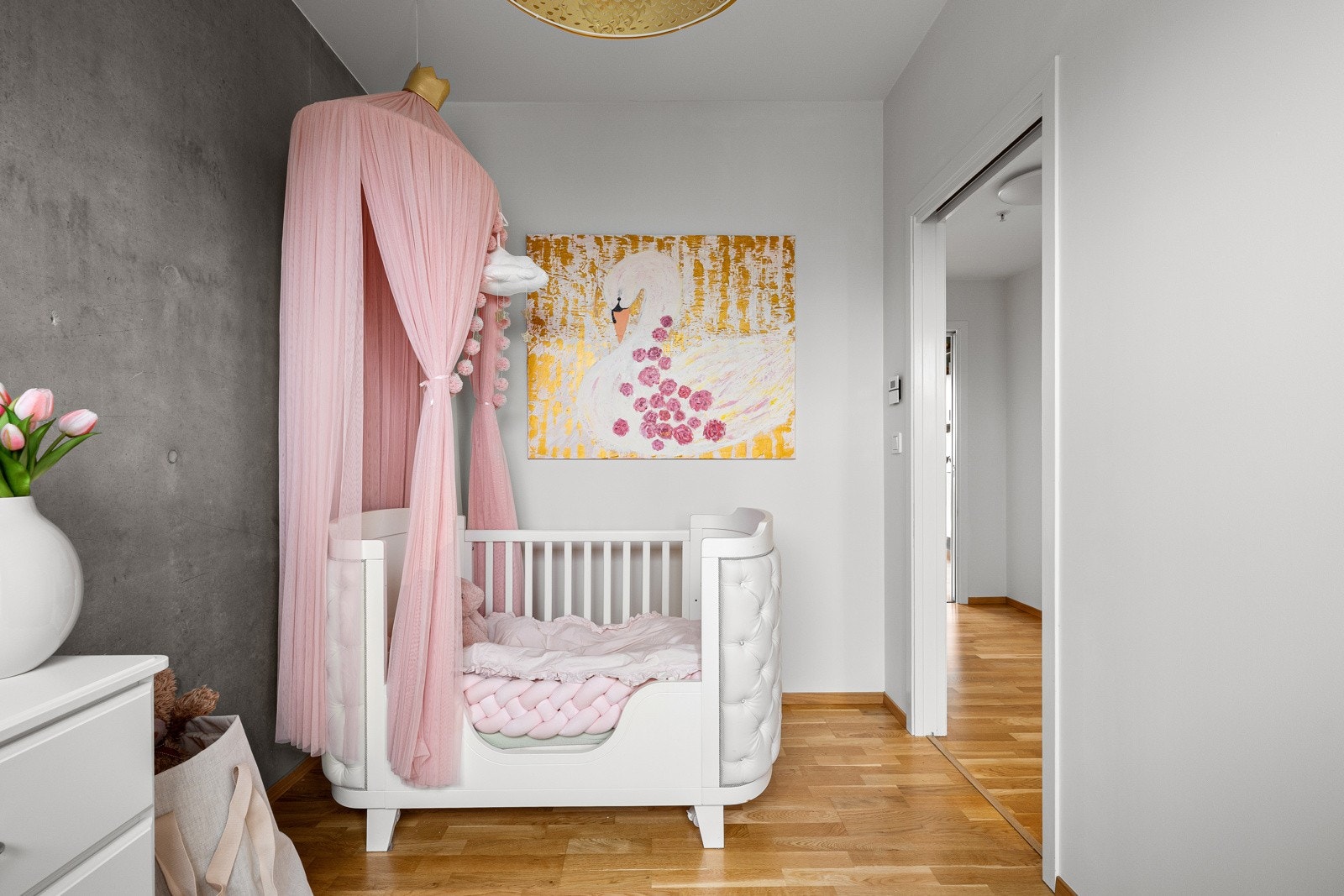 Det fungerer svært godt som barnerom, gjesterom, ungdomsrom eller hjemmekontor. Galleribilde