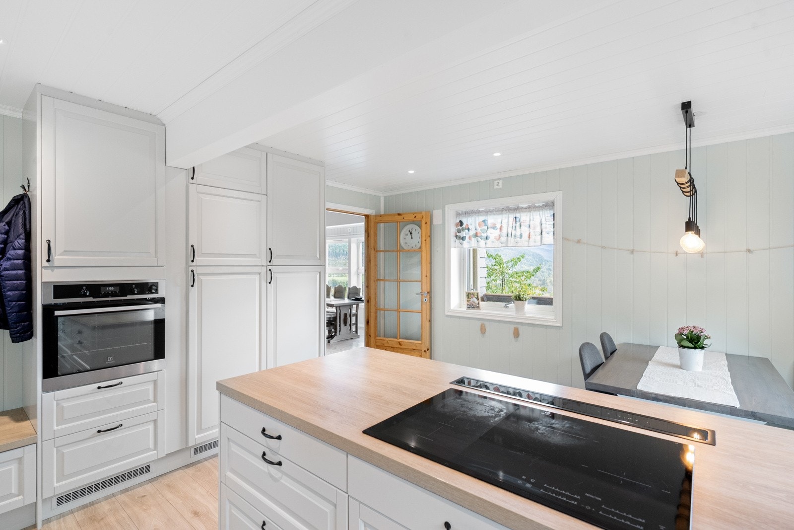 Lekkert og delikat kjøkken Galleribilde