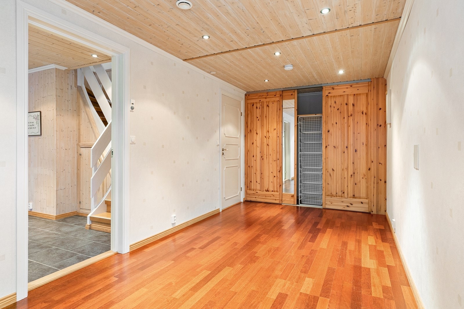 Bod 2 inn døren Galleribilde