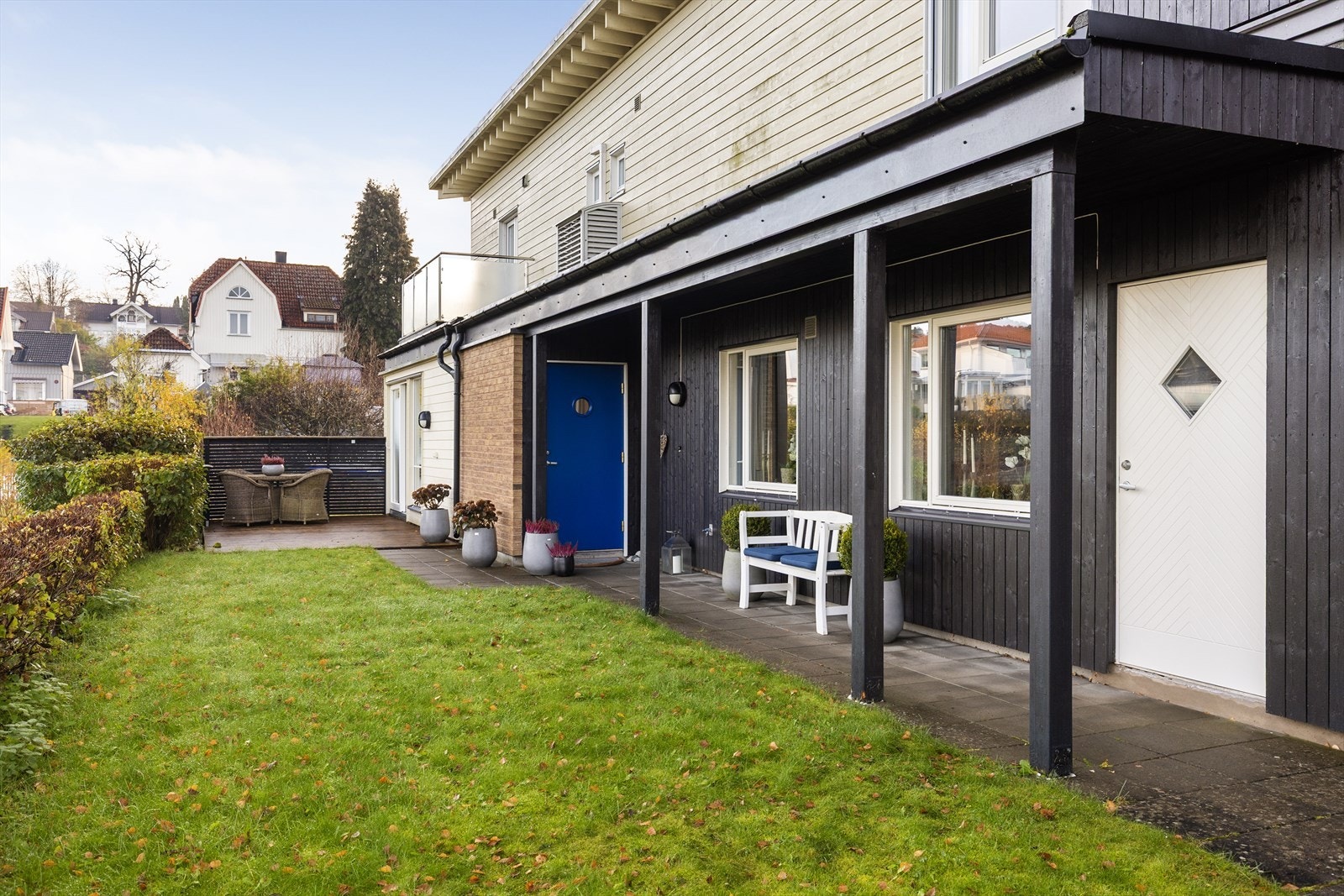 Flott på hjørnet i første rekke. Varmepumpe fra 2017. Galleribilde