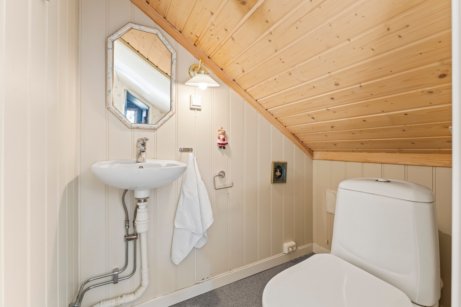 WC i annen etasje Galleribilde