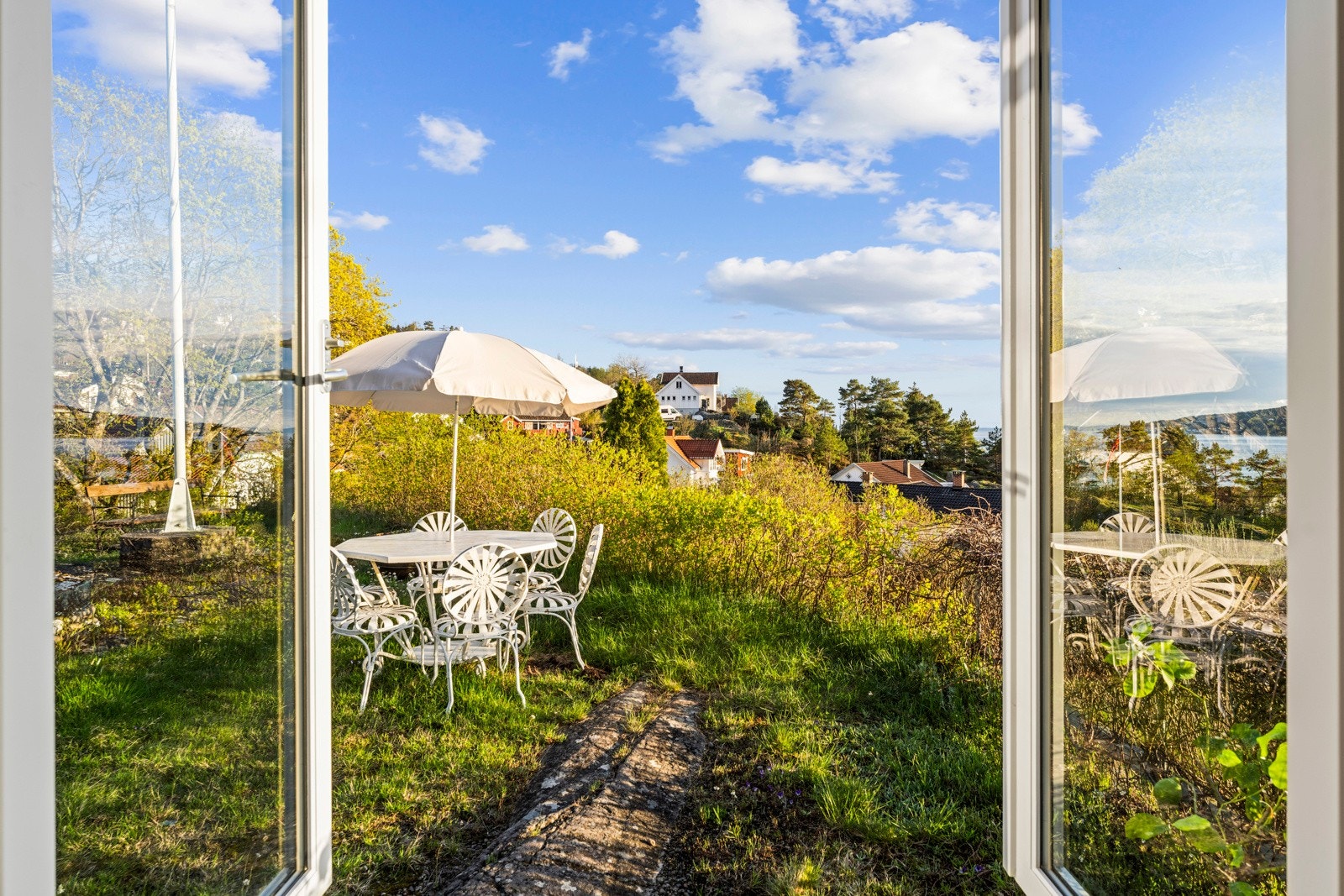 Ut en tur til hagen Galleribilde