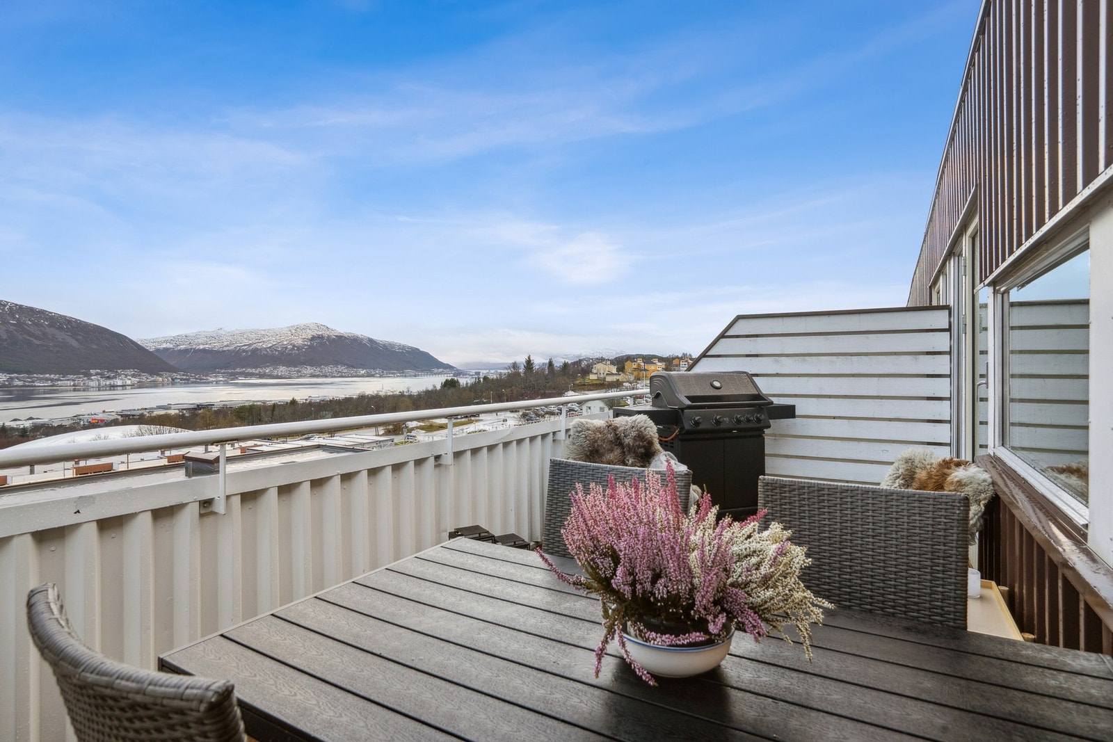 Stor balkong Galleribilde