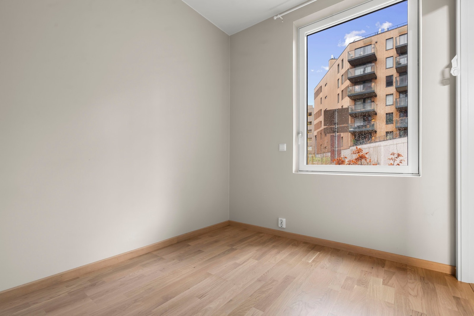 Begge soverommene har en god størrelse med plass til alt du trenger. Galleribilde