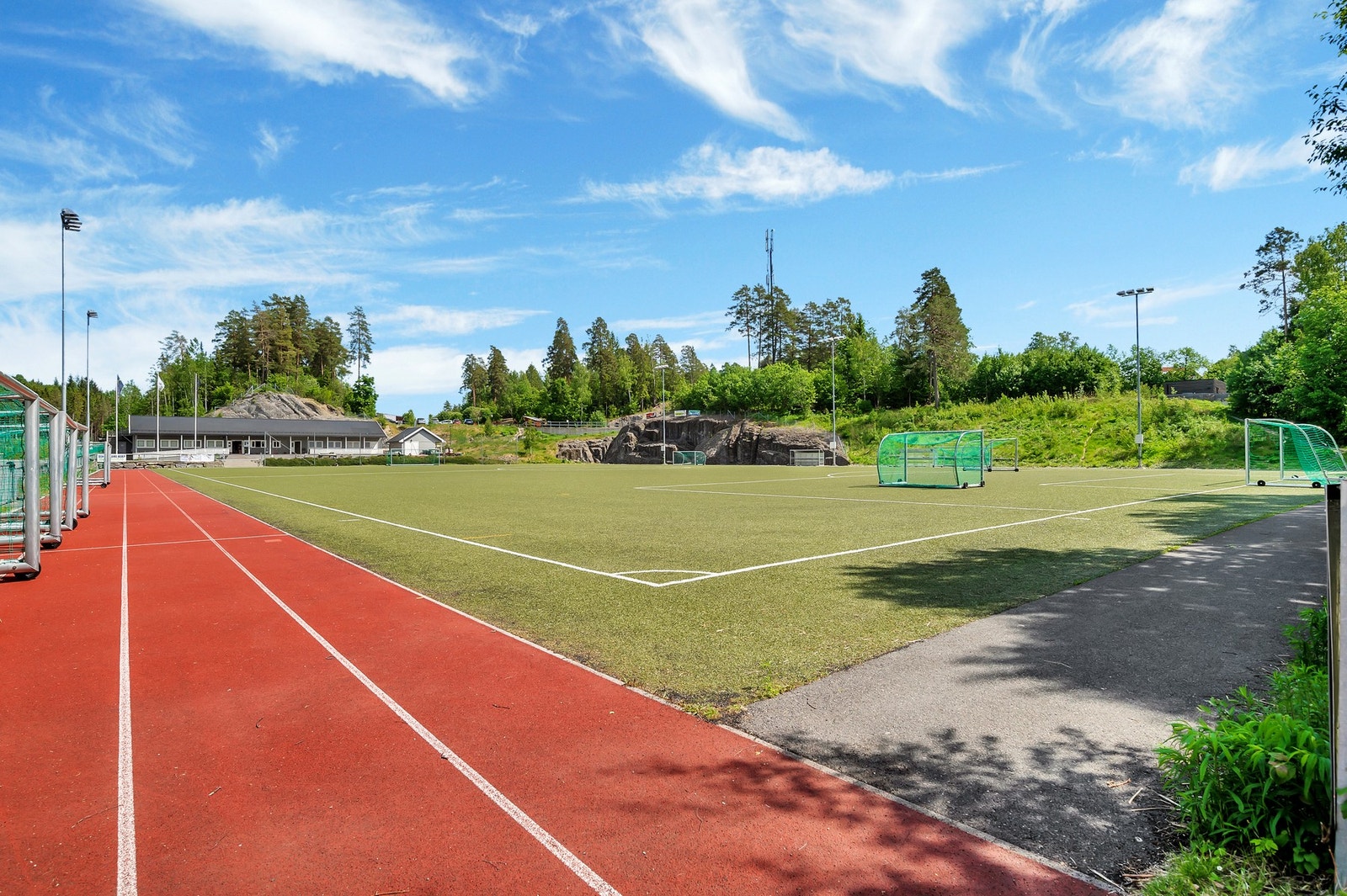 Nesøya har sin egen idrettsforening - Nesøya IL. Galleribilde