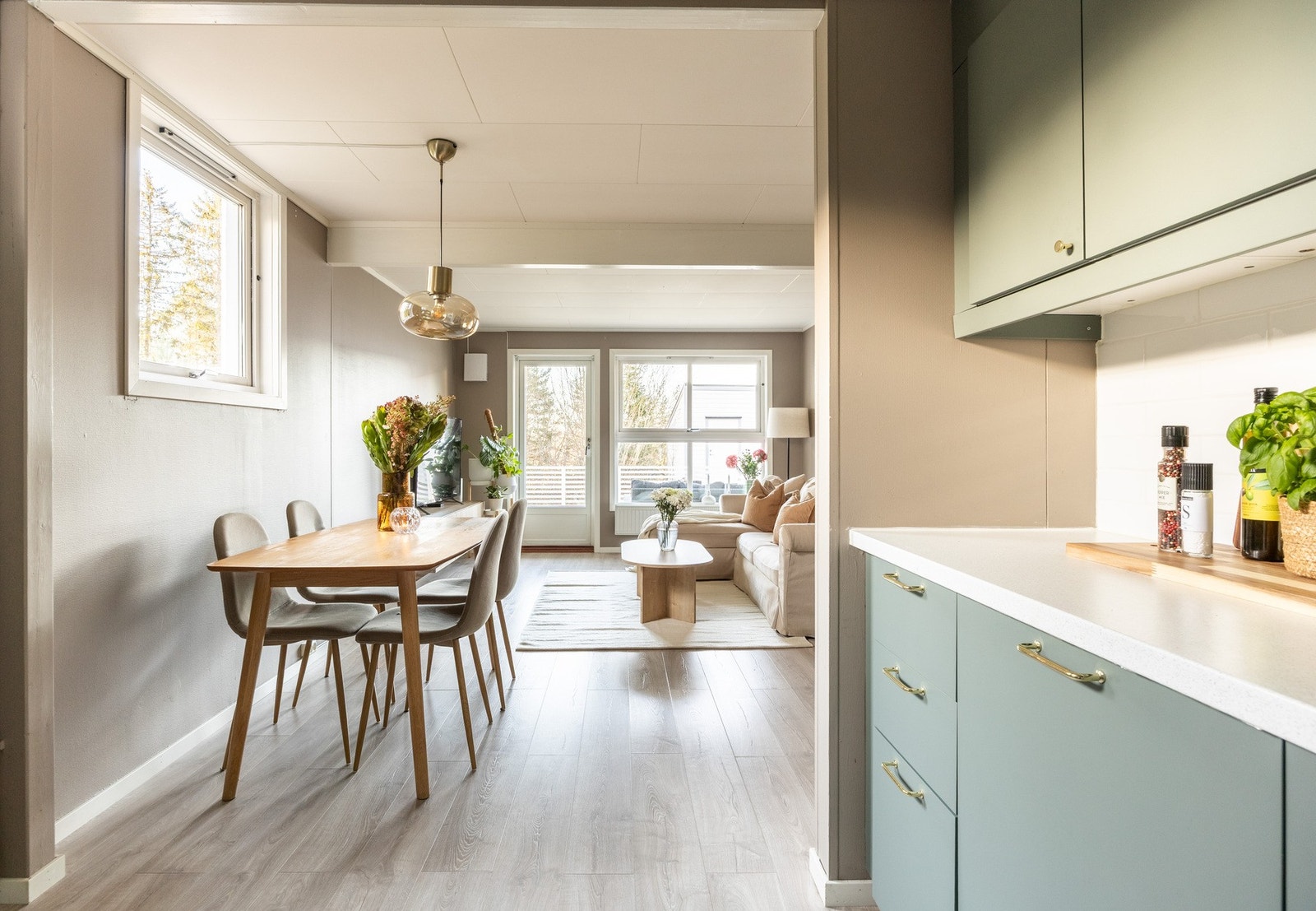 Plass til stort langbord. Galleribilde