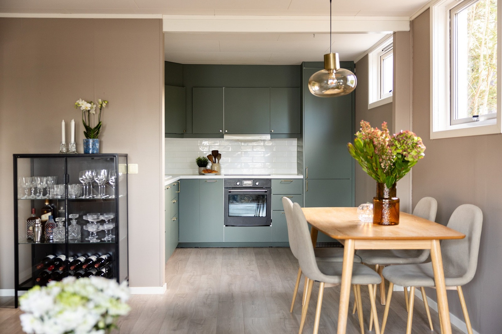 Dyretråkket 18B presenteres av EIE Eiendomsmegling ved Charlotte Marie Bårdsen. Galleribilde