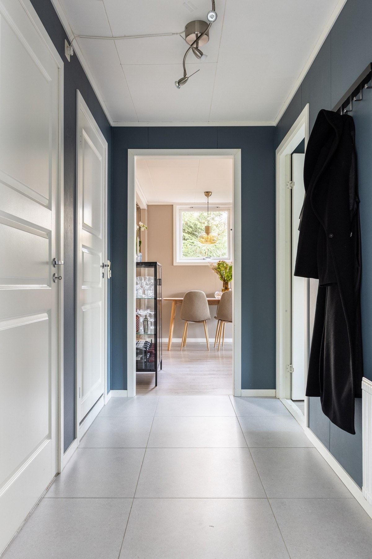 Legg merke til de gjennomgående gode lysforholdene. Galleribilde