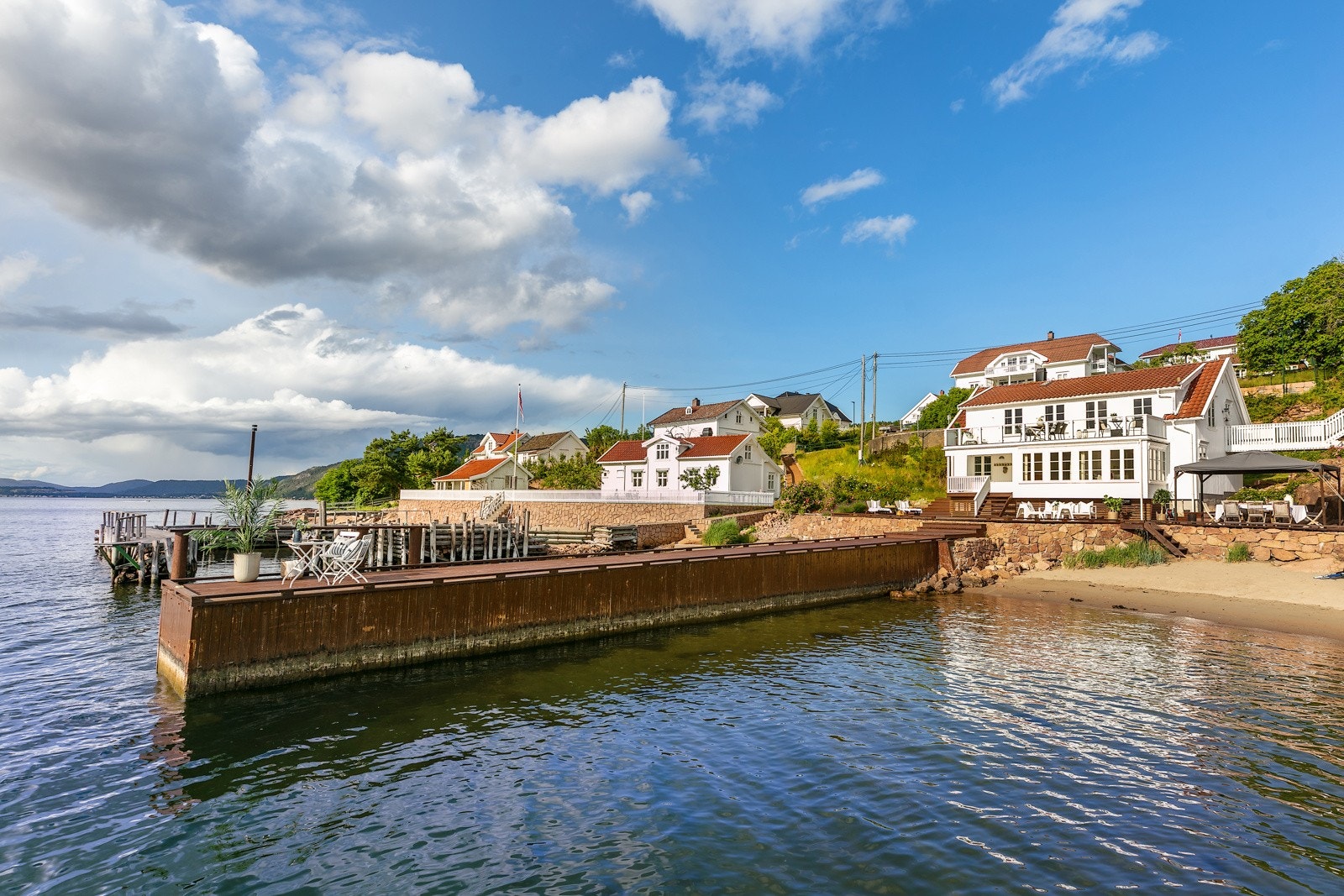 Sjarmerende eiendom med privat brygge Galleribilde