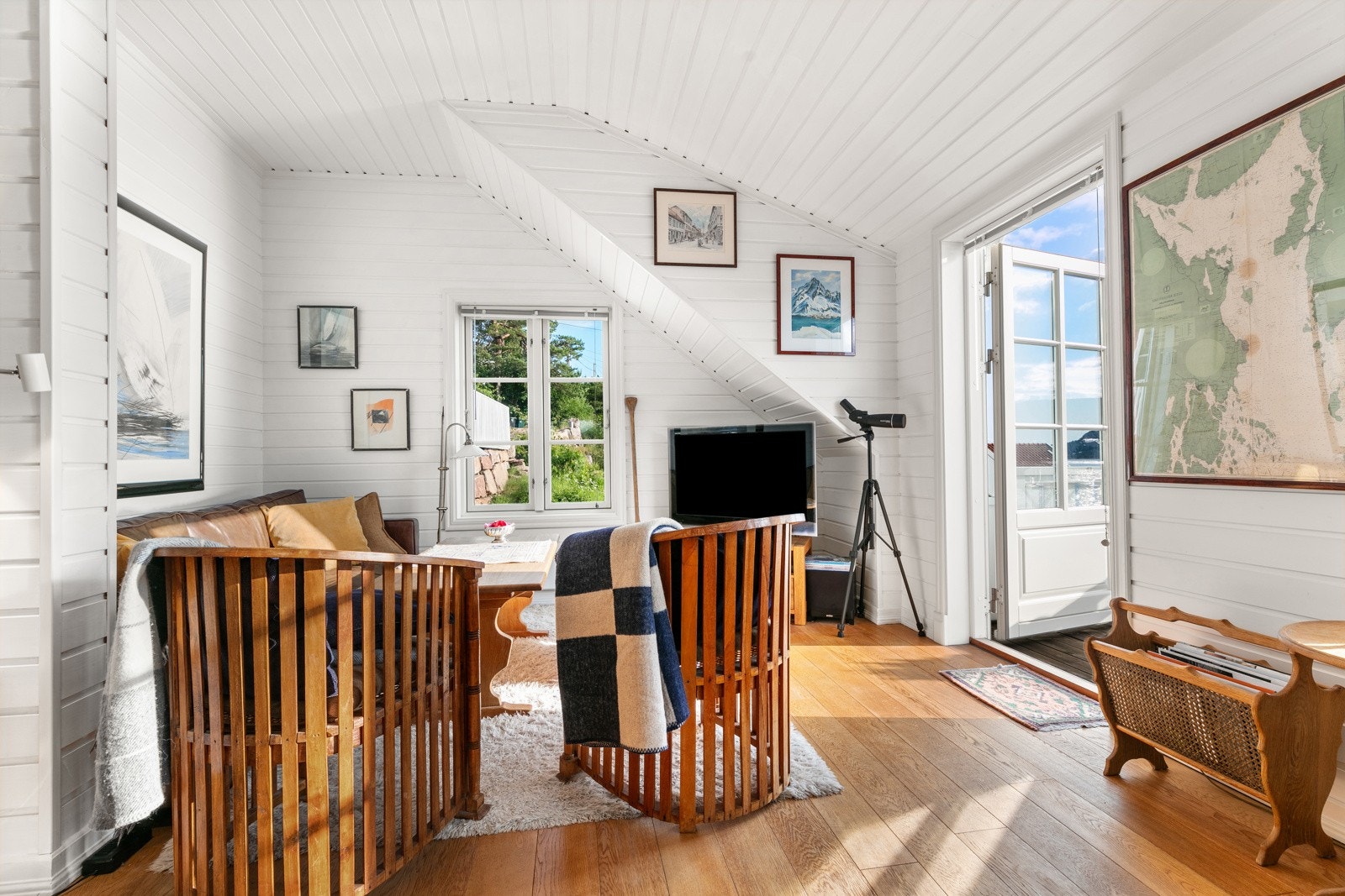 Stuen har utgang til terrasse Galleribilde