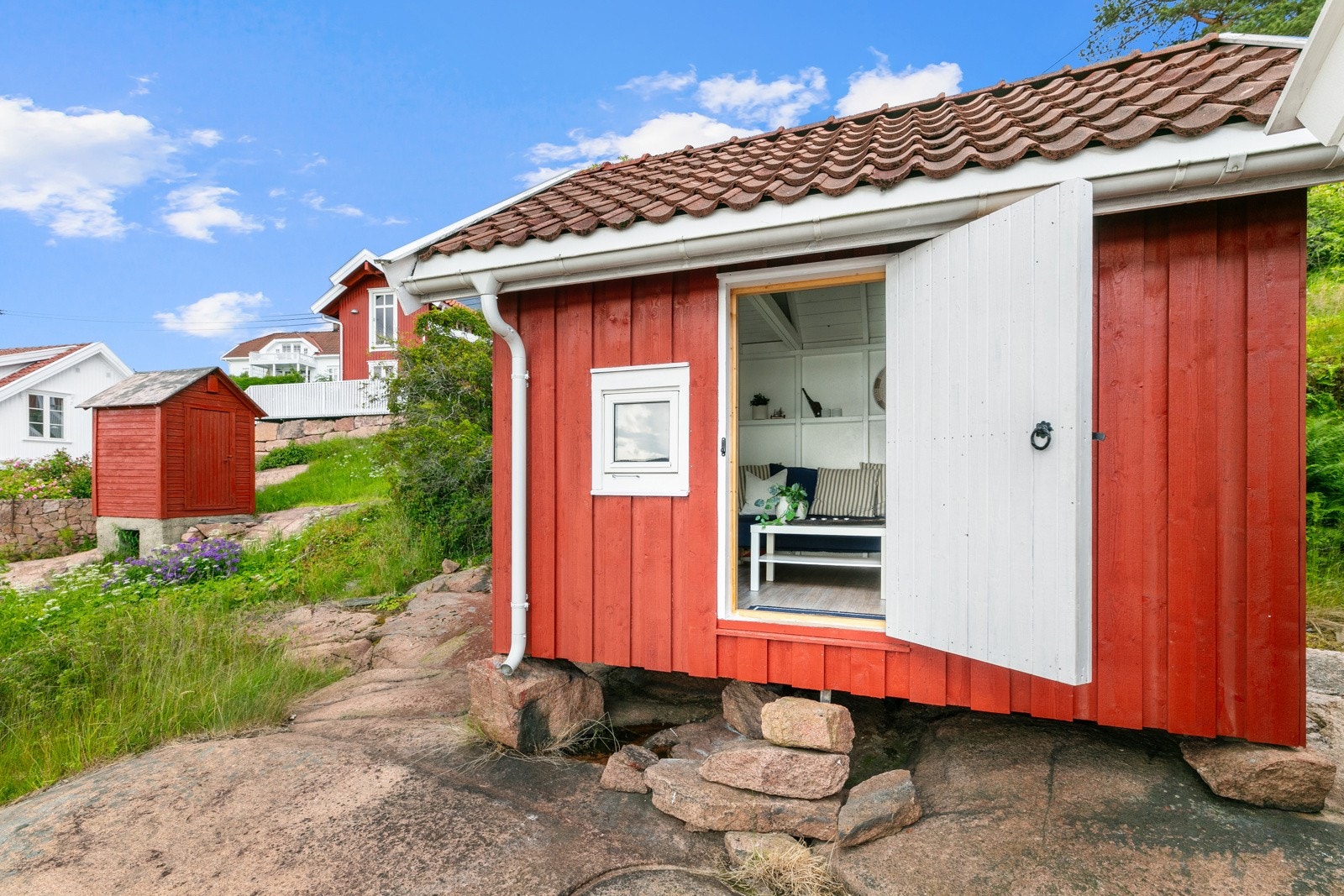 Sjøbod som tilhører boligen Galleribilde