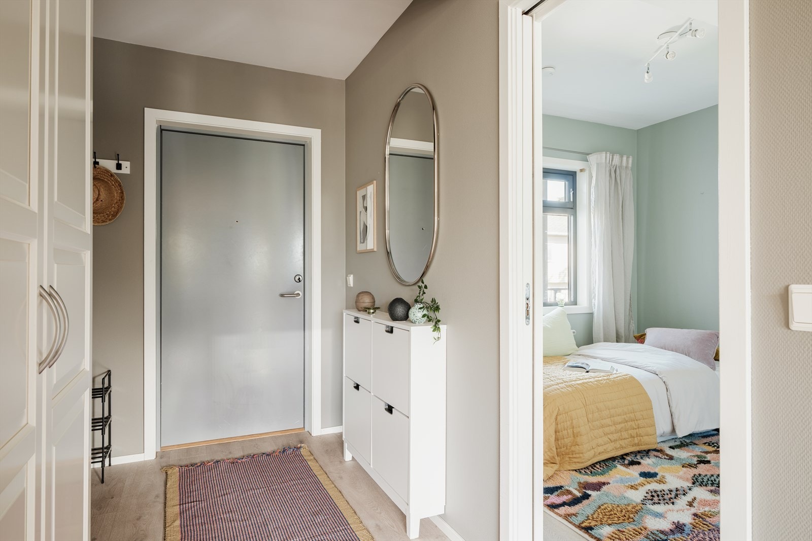 Entrè. Galleribilde