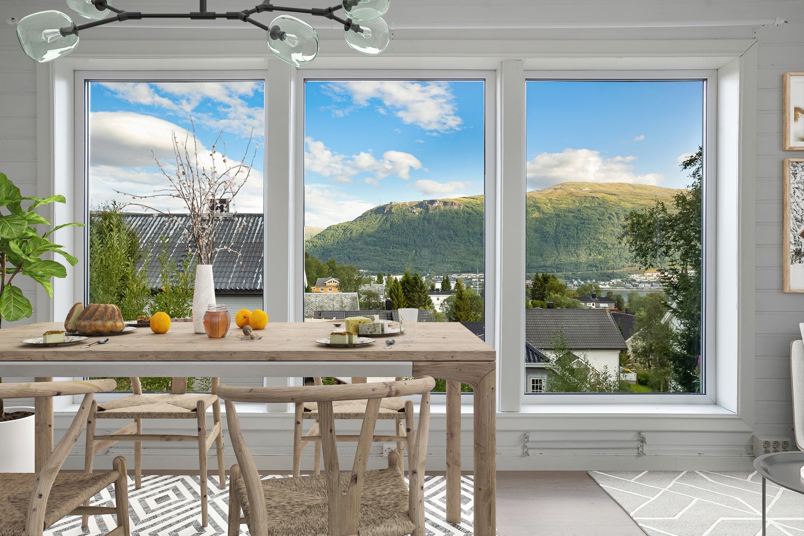 Velkommen til Bernhard Hansens veg 9 snr. 1 - Presentert av Robin C. Lund!