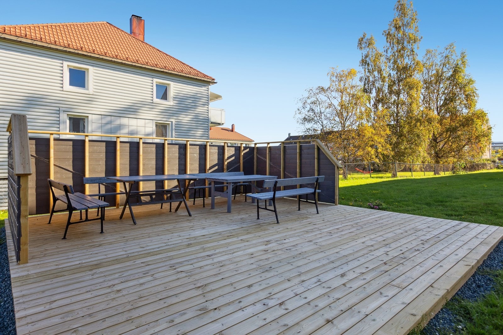 Borettslaget har en rekke flott fasiliteter som felles sykkelbod, felles platting, gjesteparkeringer. Galleribilde