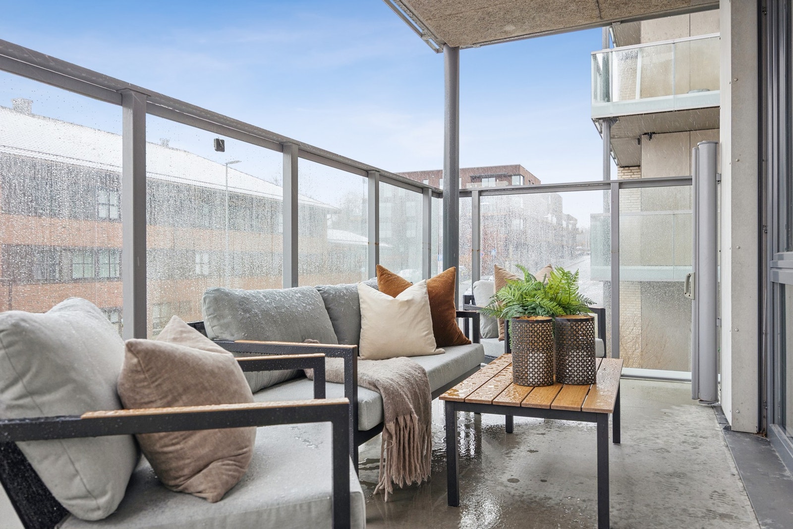 Balkongen er på hele 18 kvm. Galleribilde