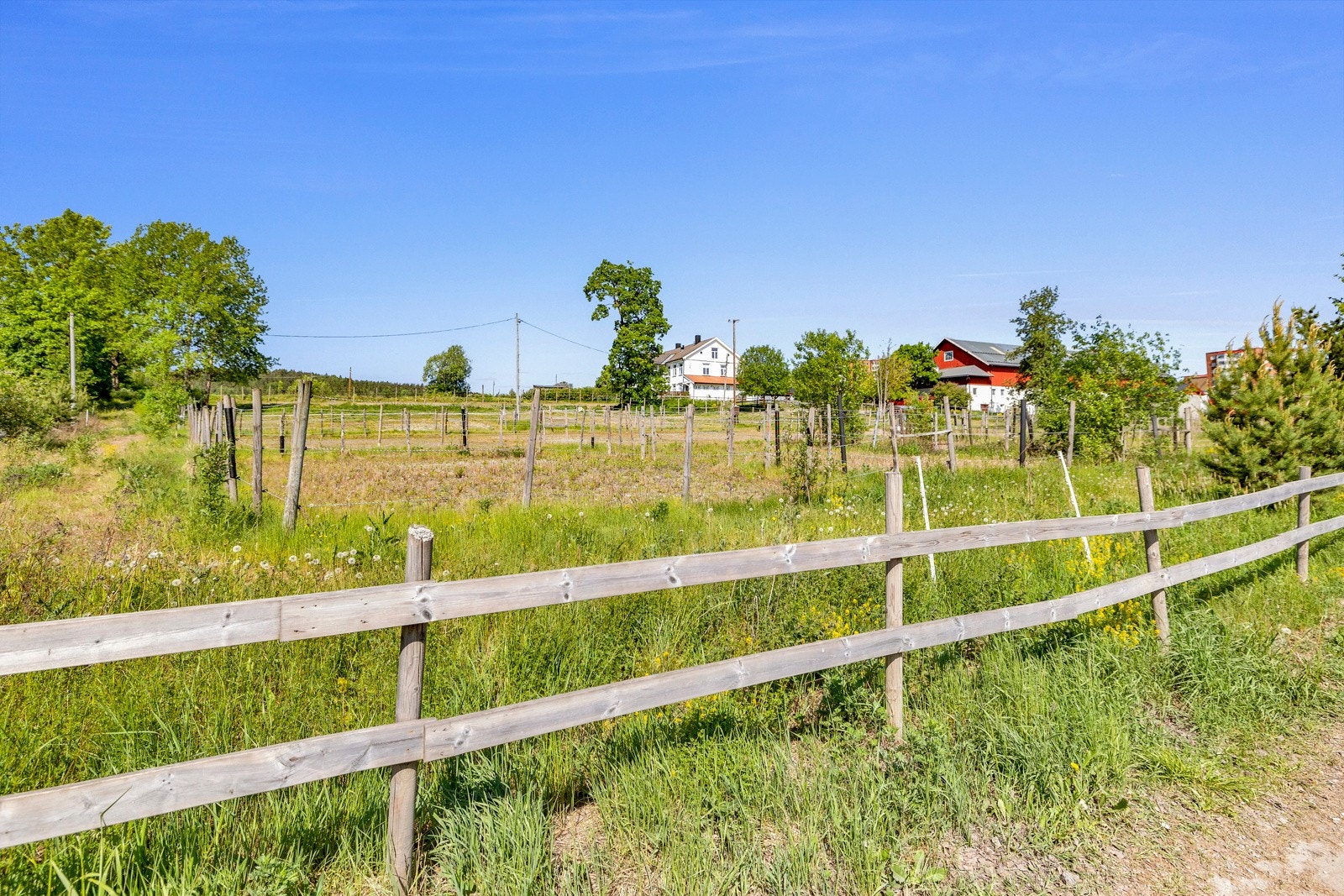 Kollektivtilbudet er svært godt. Både buss og T-bane ligger i gangavstand fra boligen Galleribilde