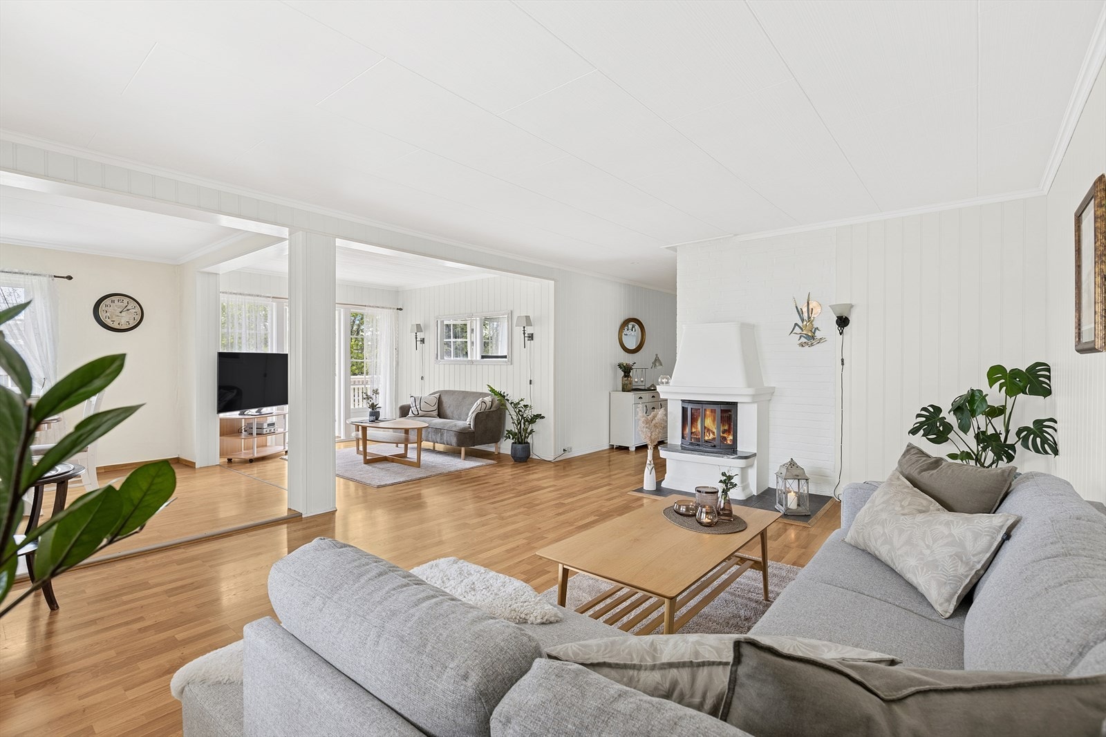 Her ligger alt til rette for både hverdagsmiddager og hyggelige sammenkomster. Galleribilde