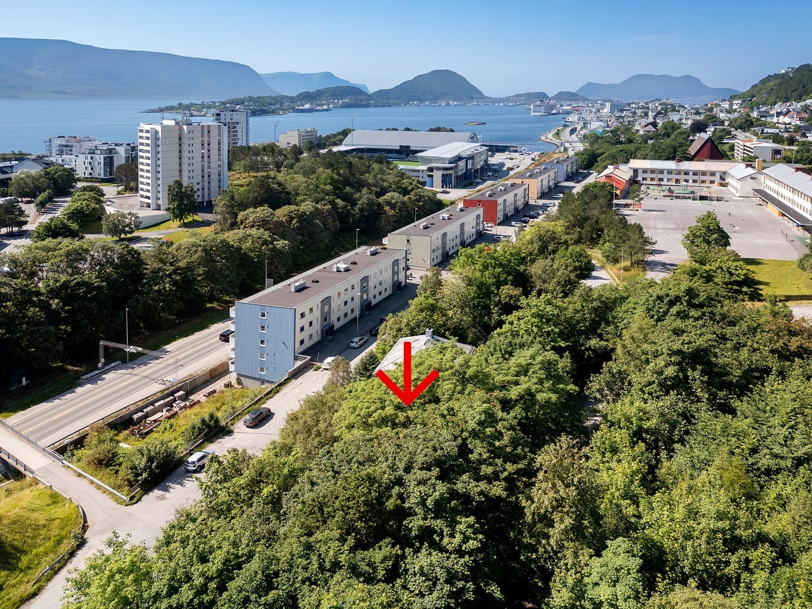 Velkommen til denne sentrale og solrike boligtomten i Krohnbakken presentert av Notar v/Henrik Pettersen! Foto: Ingvald Kaldhussæter Galleribilde