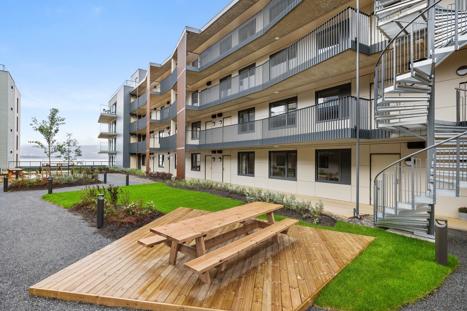 Felles uteområder i borettslaget. Galleribilde