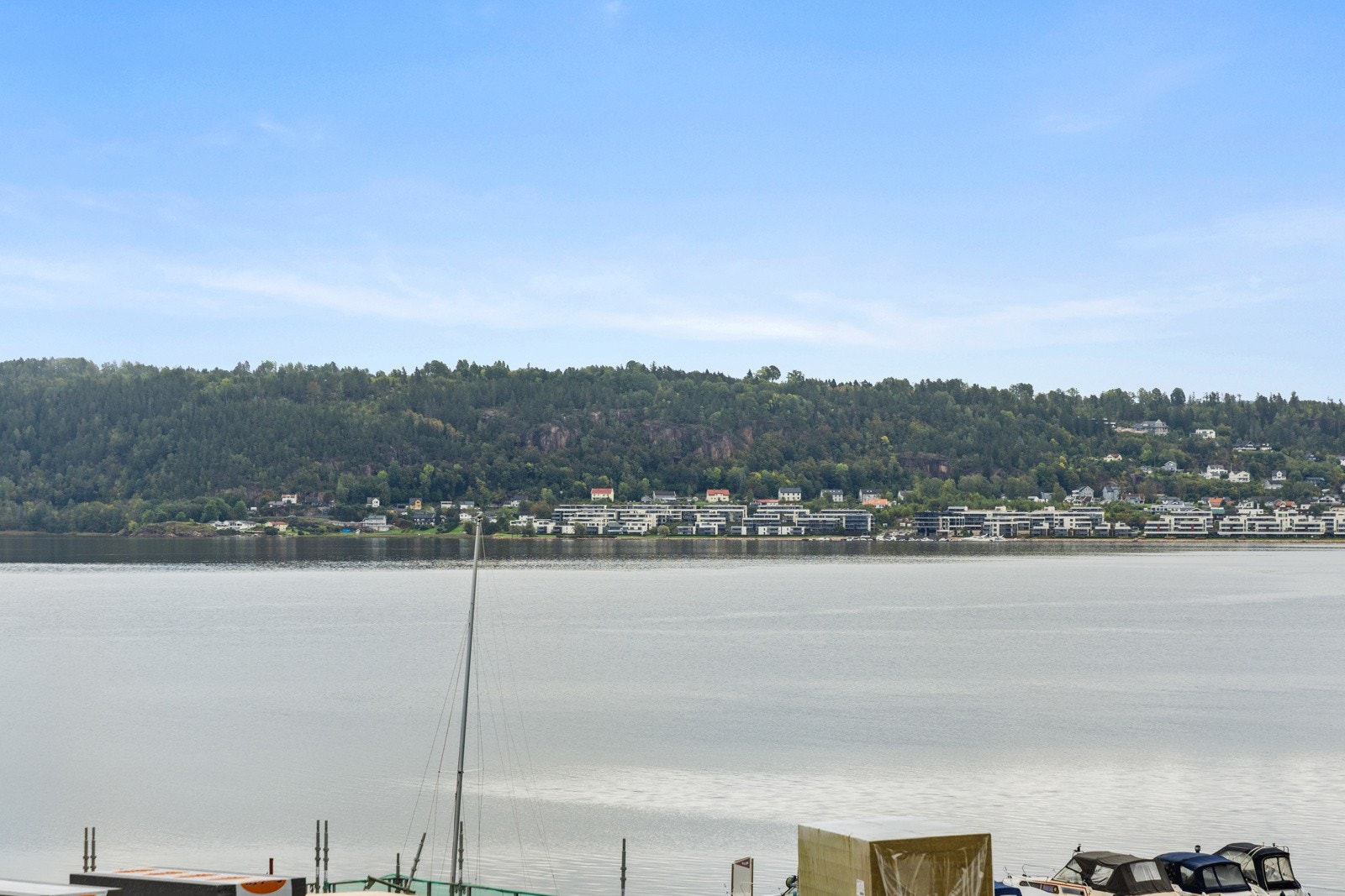 Her bor man i maritime omgivelser ved Drammensfjorden. Galleribilde