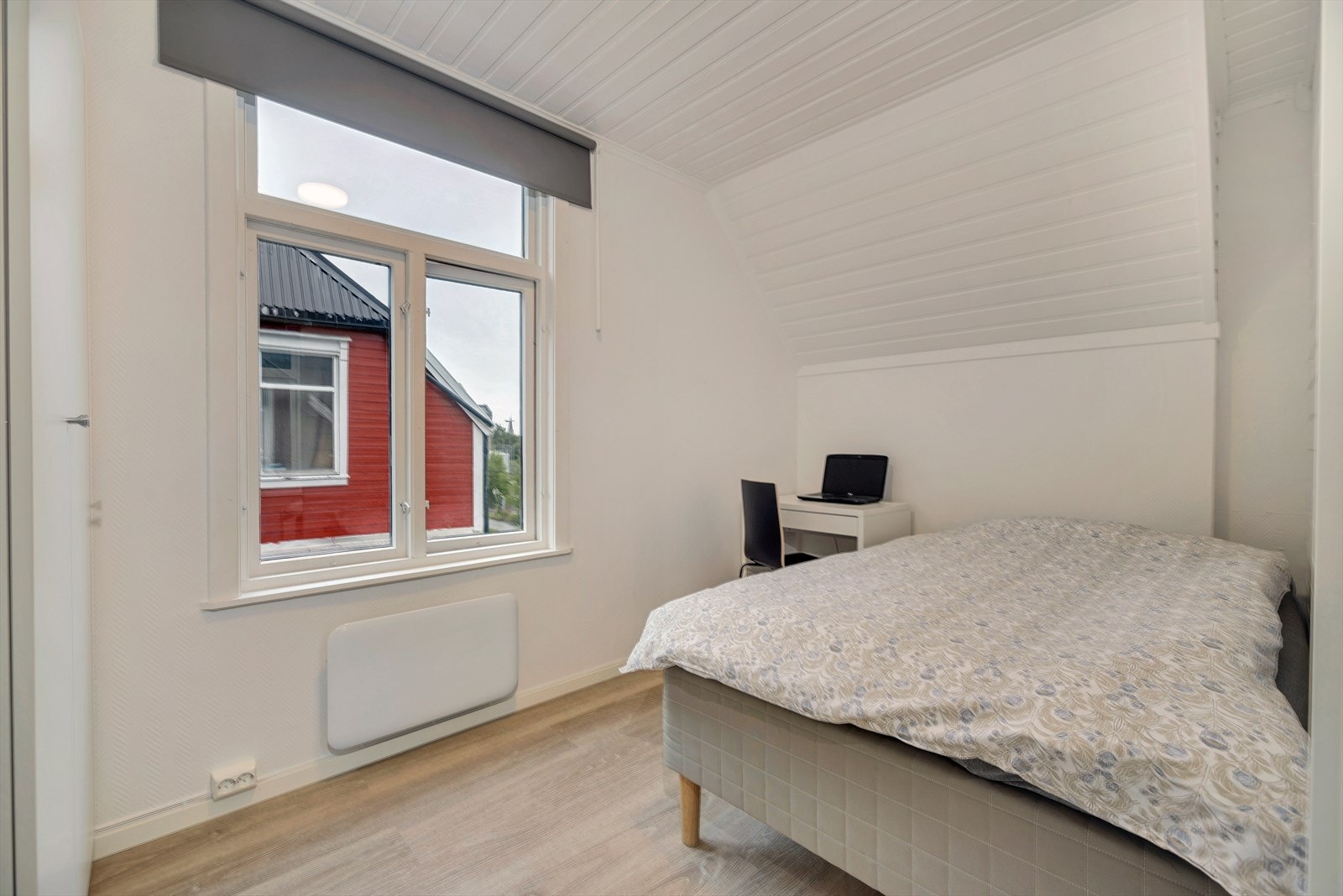 Soverom 4 er på 8,1m² og ligger i tilknytning til kjøkken- og spisestue. Galleribilde
