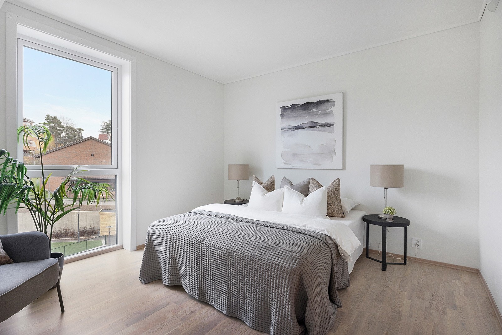 Leilighetens hovedsoverom er av god størrelse. Galleribilde