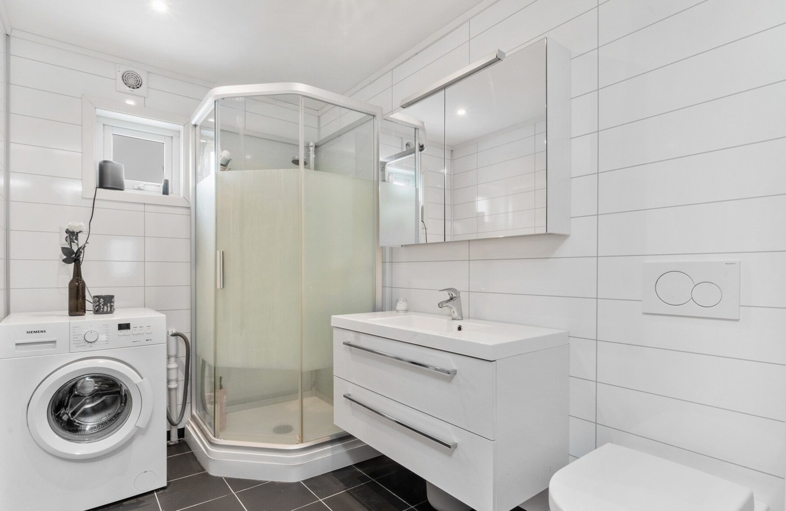 Baderom 1 etg. Galleribilde