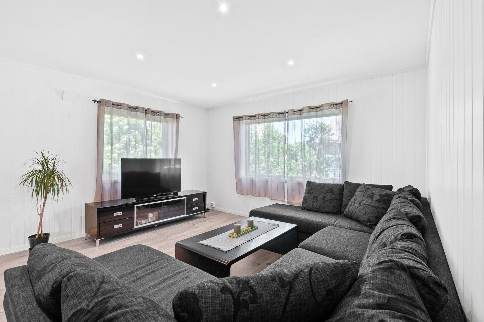 Stue 2 etg. Galleribilde