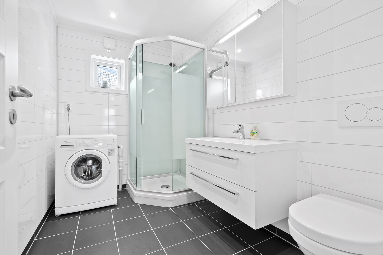 Baderom 2 etg. Galleribilde