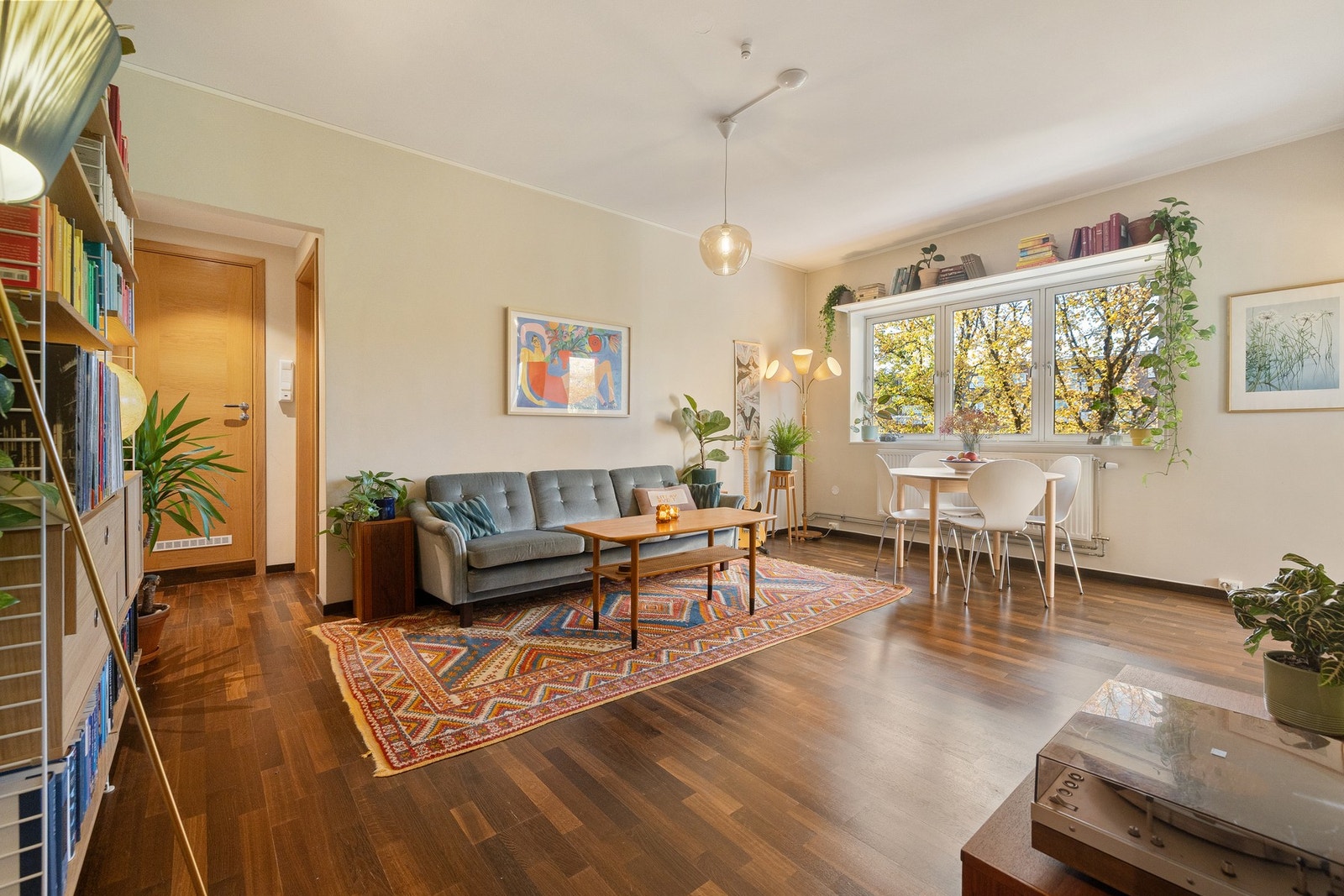 I 2015 ble det trukket om ledninger og lagt nye kurser i sikringsskapet. Galleribilde