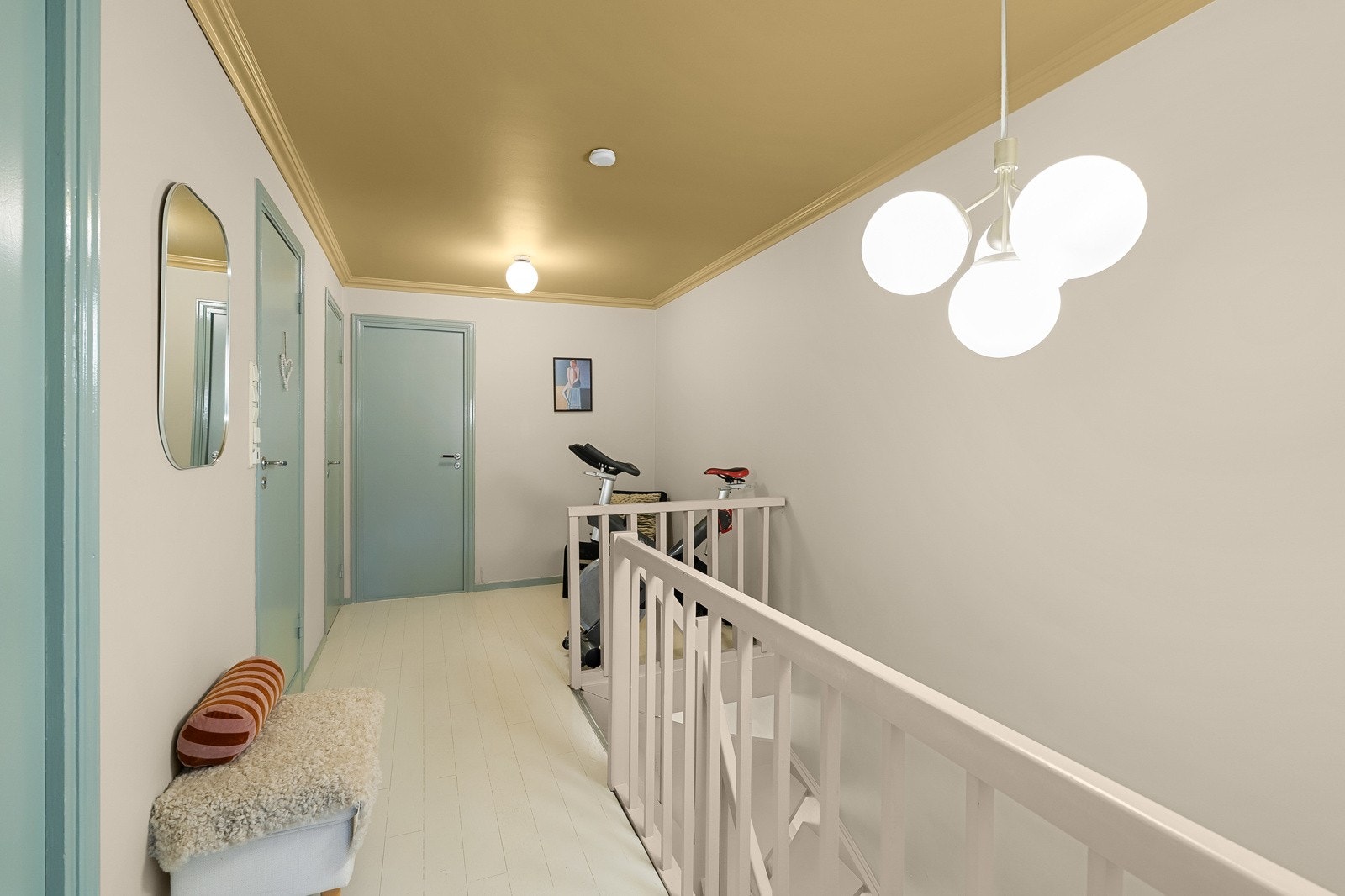 Trappegang 2.etasje Galleribilde