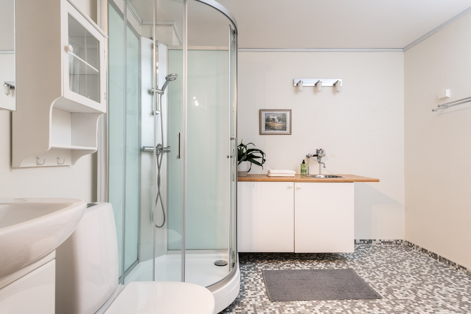 Åpent og lyst bad Galleribilde