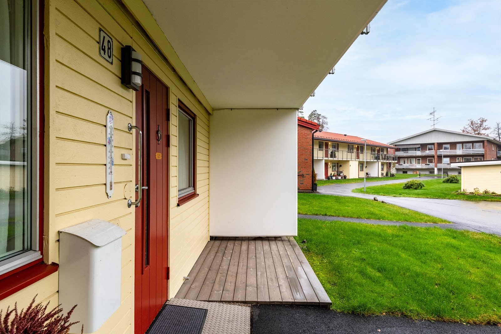 Liten frokostterrasse Galleribilde