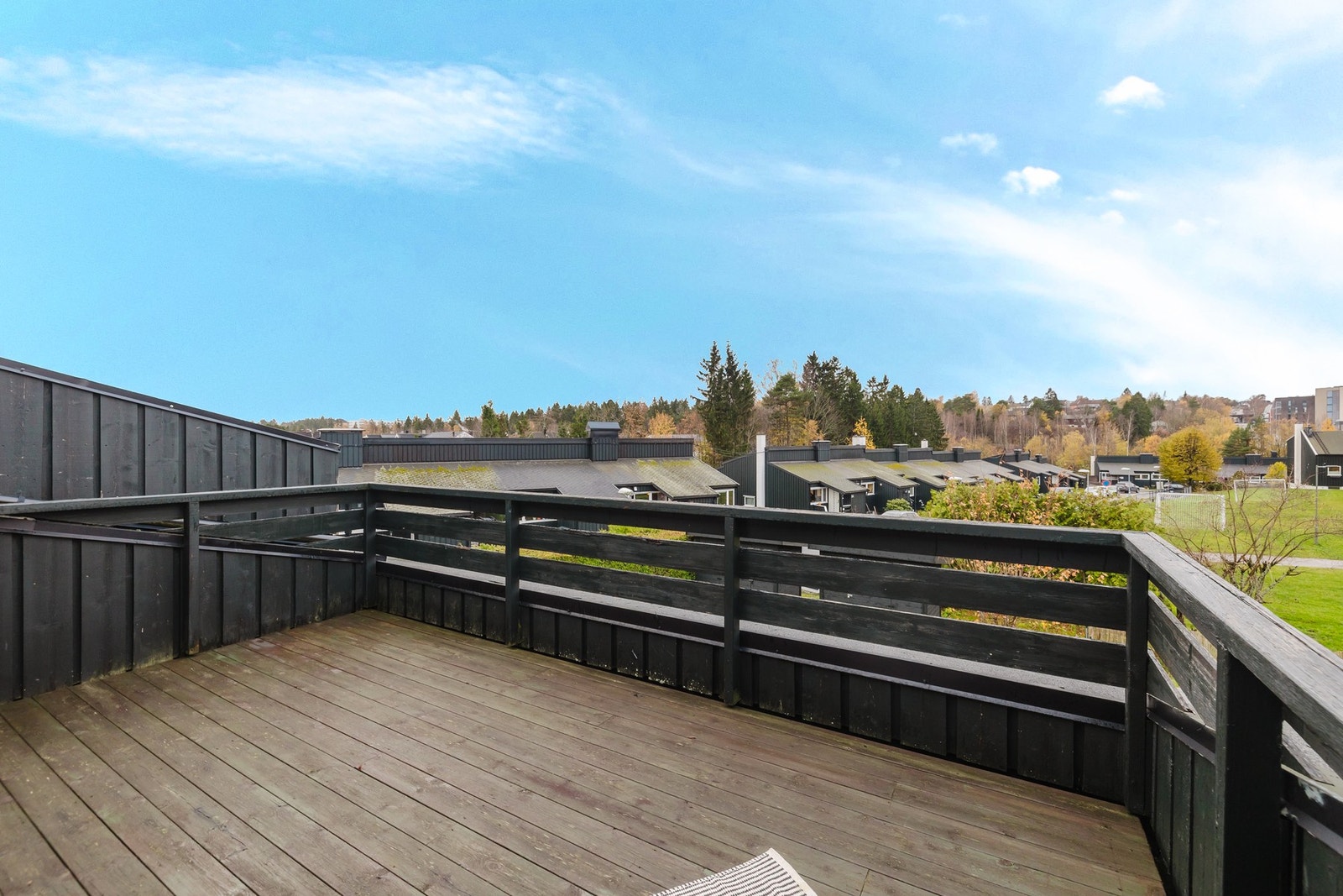 Her kan man nyte fantastiske solforhold og herlig utsyn. Galleribilde