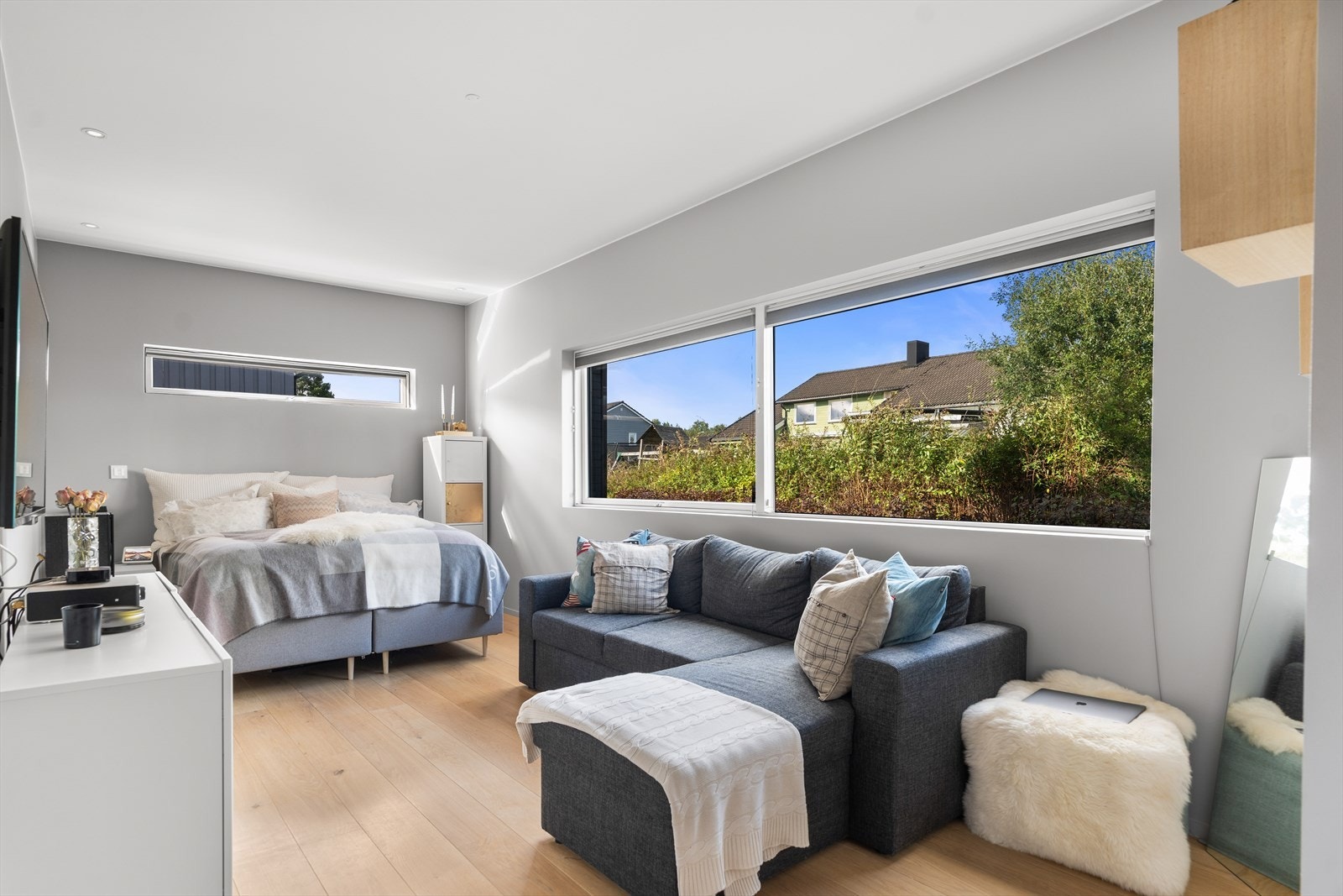 Også soverom nr. 2 har plass til dobbeltseng. Galleribilde