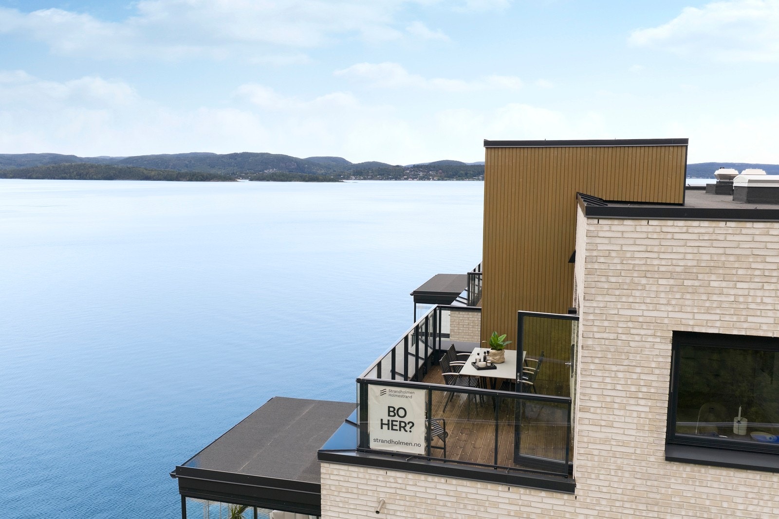 Leiligheten ligger på toppen av bygget, avskjermet og flott beliggende Galleribilde