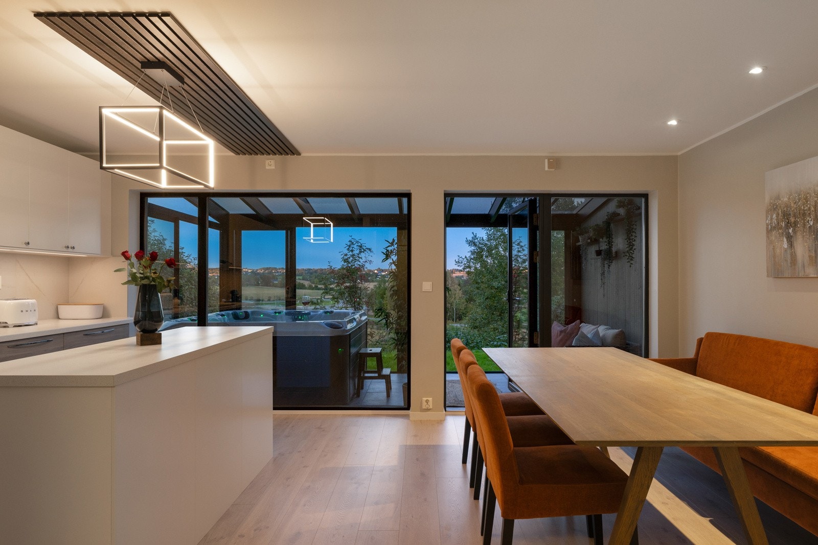 Fra spisestuen har du denne utrolige utsikten. Galleribilde