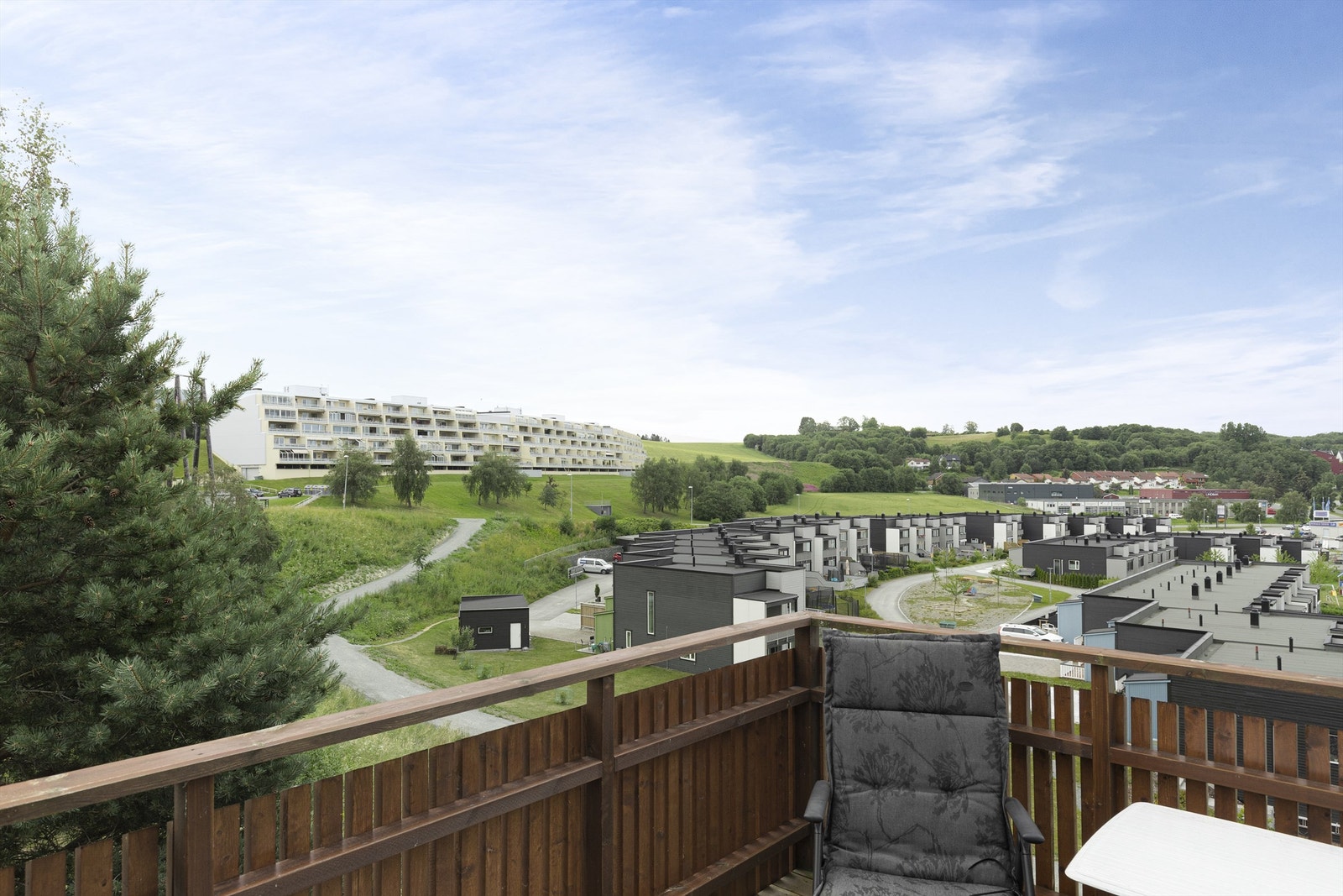 Terrassen er på hele 9 kvm. Galleribilde