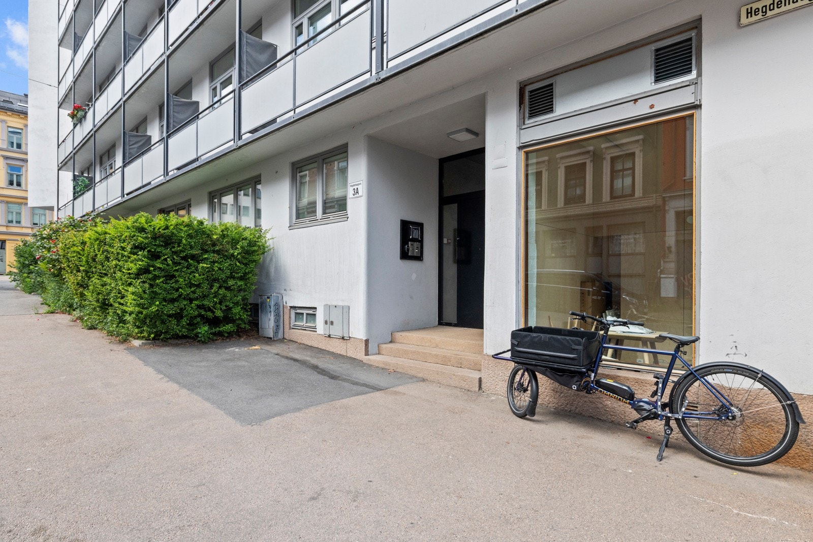 Inngangsparti Galleribilde