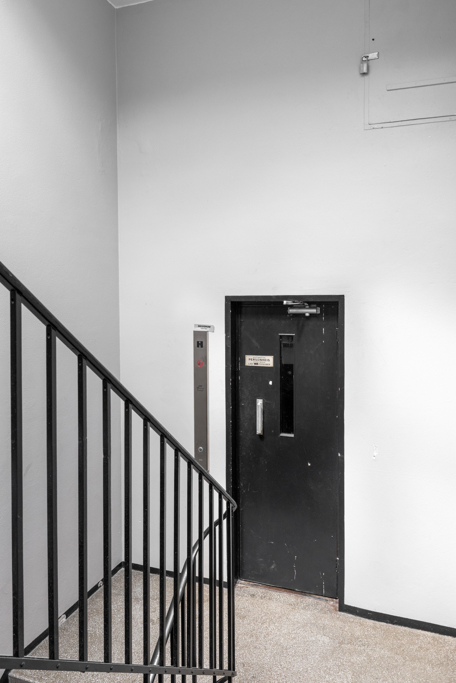 Heisadkomst til etasjeplan Galleribilde