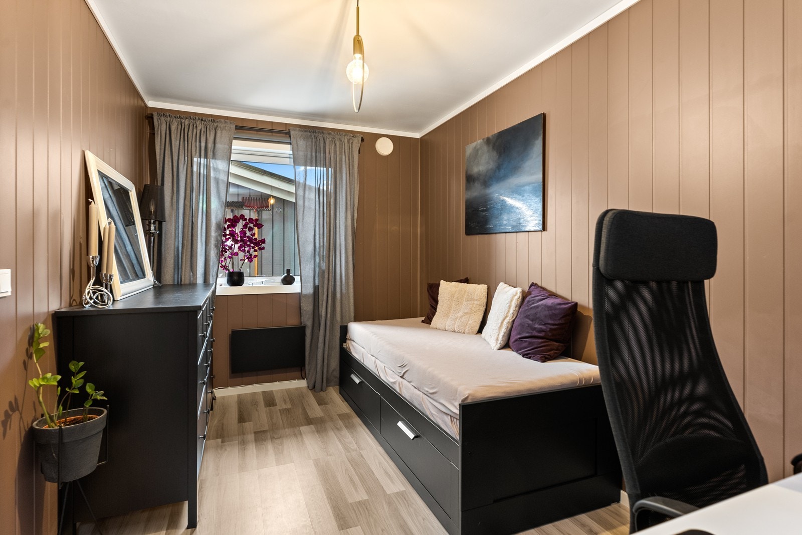 Soverom to i underetasjen. Galleribilde