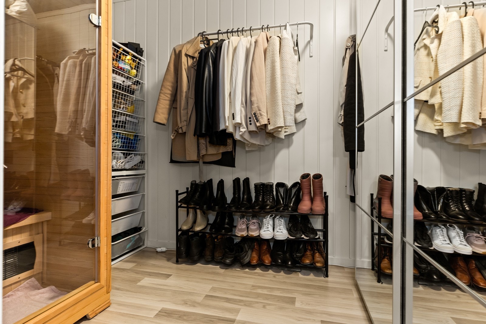 Walk-in/lagring. Galleribilde