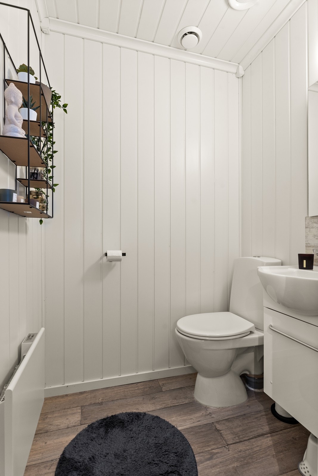 Toalettrom. Galleribilde