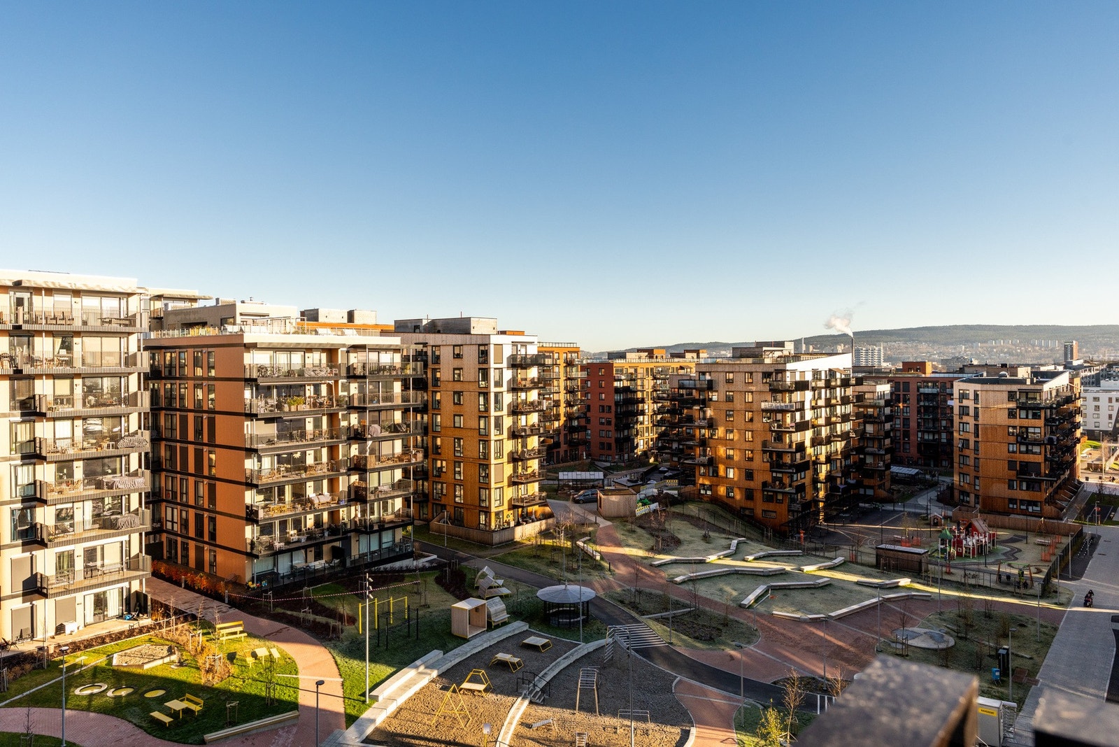 Felles takterrasse med nydelig utsikt og gode solforhold. Galleribilde